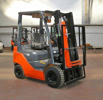 Toyota forklift 8FD18 WIn-Equipment