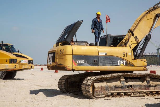 Service Excavator Caterpillar